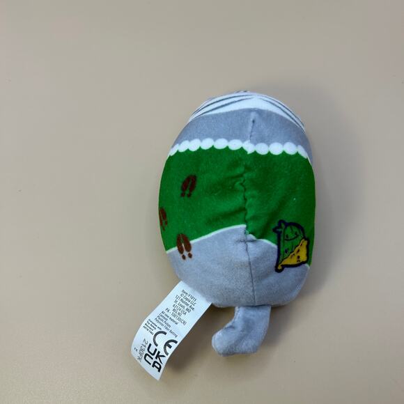 Cats vs Pickles Granny Runaway #450 2022 HOLIDAY Christmas Beanbag Plush 4” - Picture 3 of 5